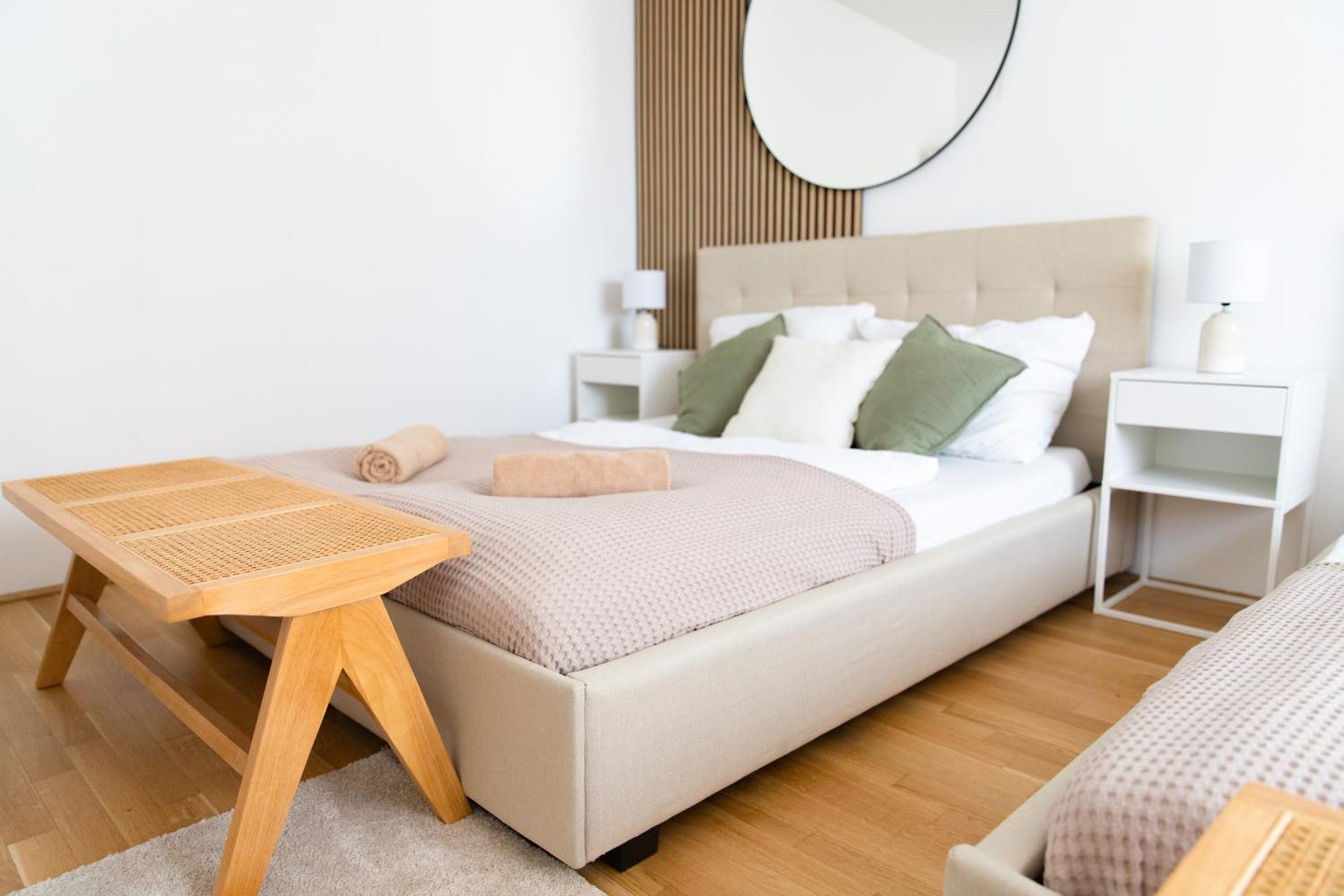 Stylish Apartments - 3 Min To U1 Kagraner Platz Vienna Exterior photo